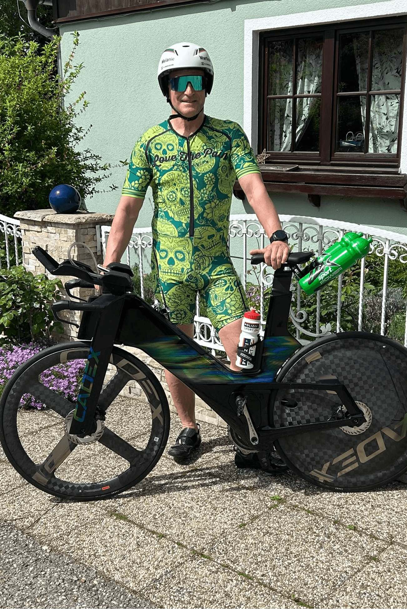 Paul Marouschek mit seinem Triathlon-Rad